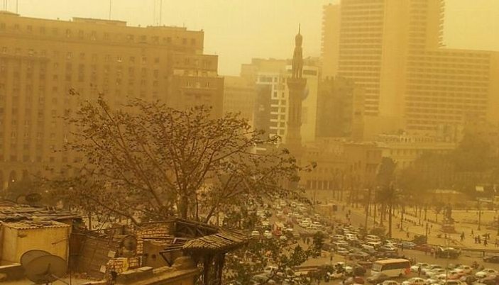 Mısır'da kum fırtınası