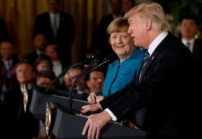 Merkel Trump görüşmesine 'Playboy' dergisiyle hazırlandı