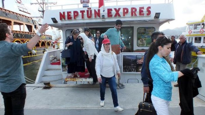 Yılın ilk tekne turu İranlı turistlerle başladı
