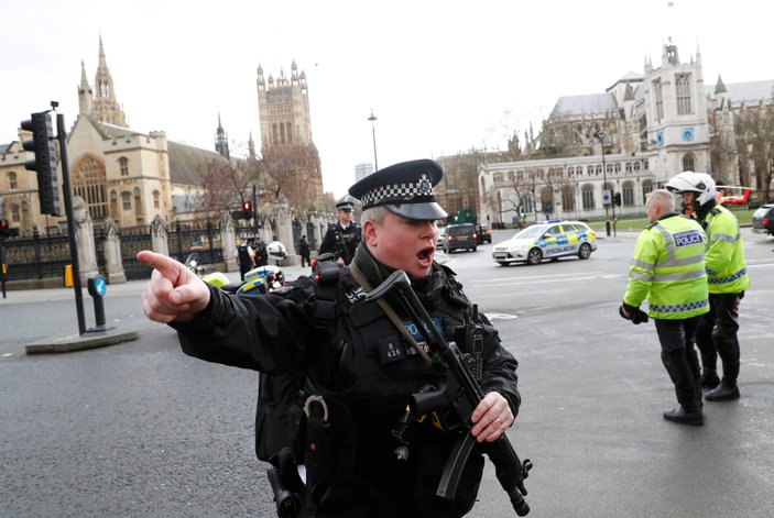 Londra polisinden görüntü uyarısı