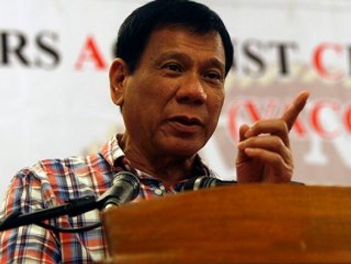 Duterte bu kez AB'ye küfür etti