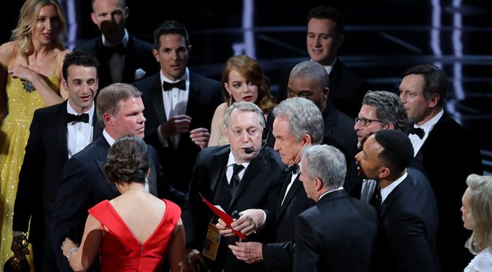 Ryan Gosling Oscar ödül töreninde neden güldüğünü açıkladı