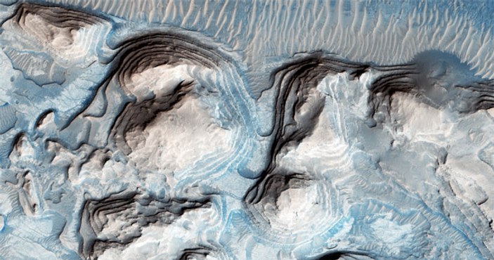 Mars'ta tsunami izleri