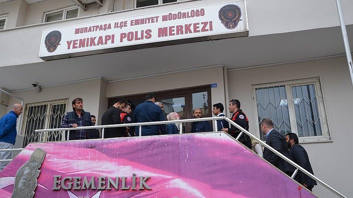 Antalya'da evet standı açanlara saldırı iddiası