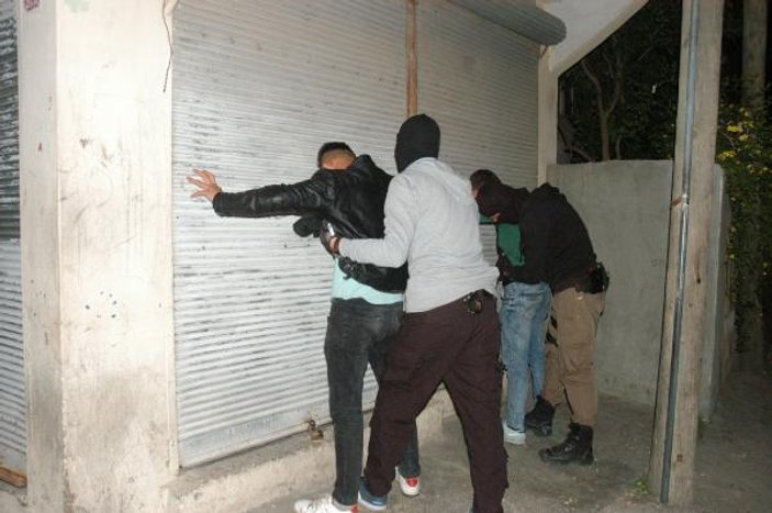 Adana'da huzur operasyonu: 7 gözaltı