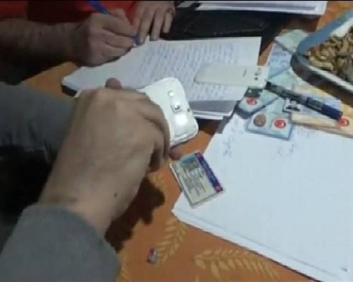 Üsküdar'da bir eve FETÖ baskını düzenlendi