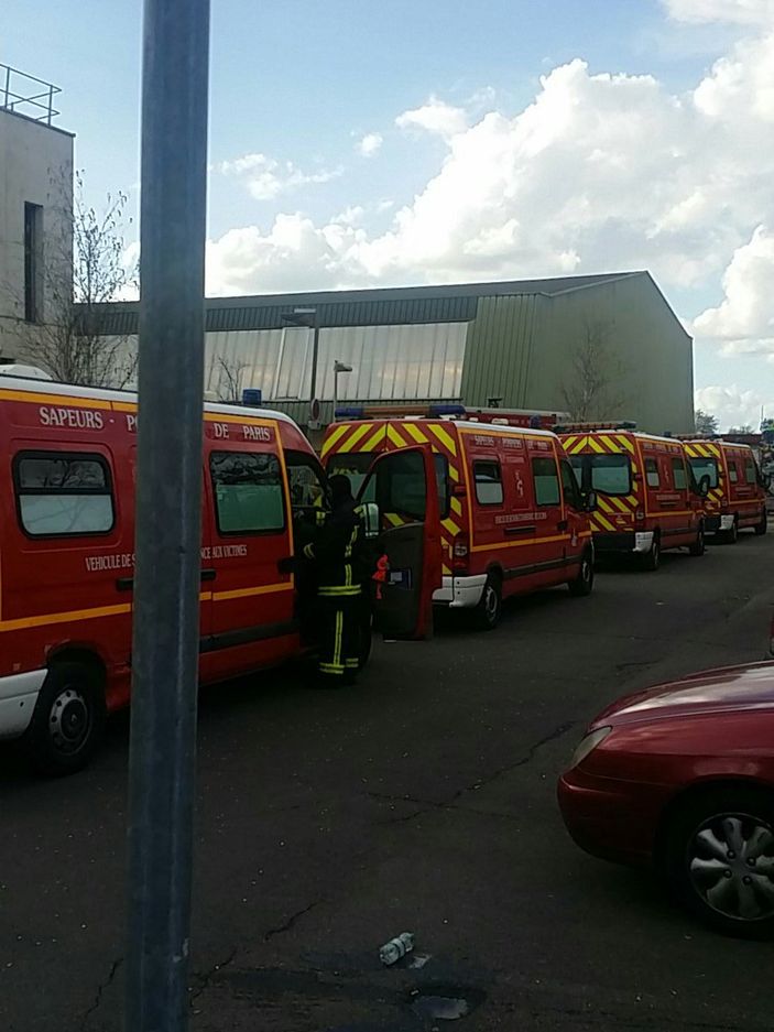 Paris'te patlama: 18 yaralı