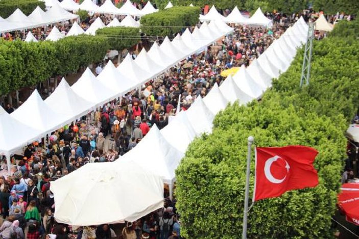 Adana'da karnaval çoşkusu