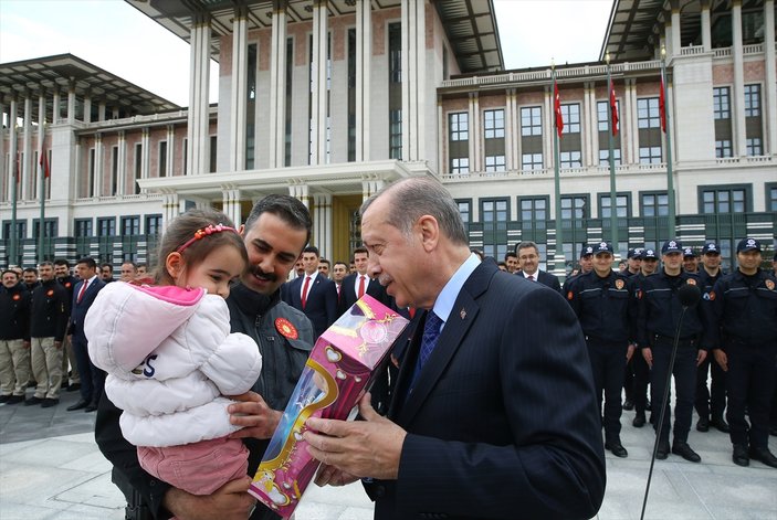Erdoğan, Türk Polis Teşkilatı'nın 172. yılını kutladı