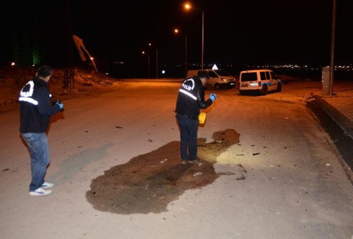 Adana'da üniversiteli genç kendini yaktı