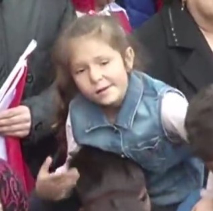 Küçük kızdan Kılıçdaroğlu'na 'Yav he he'