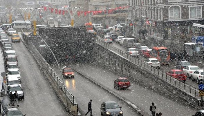 Erzurum beyaza büründü