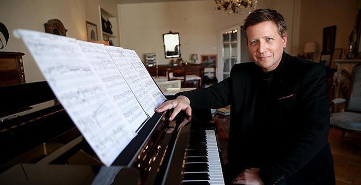 Fransız piyanistten Avrupa'ya; Türkiye eleştirisi