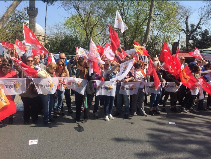 İstanbul Boğazı'nda hayır zinciri