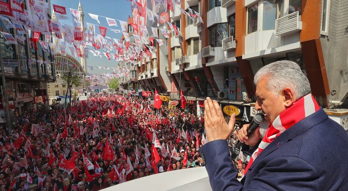Başbakan Yıldırım'dan birlik beraberlik mesajları