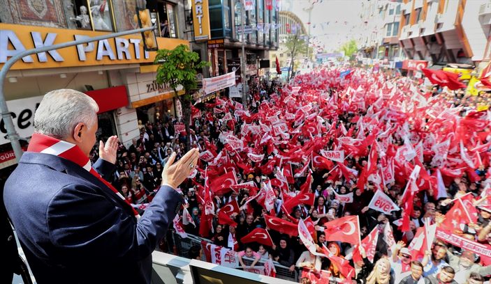 Başbakan Yıldırım'dan birlik beraberlik mesajları