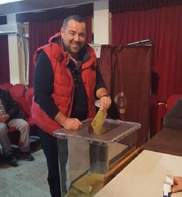 Ünlüler sandık başında