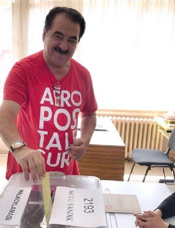 Ünlüler sandık başında