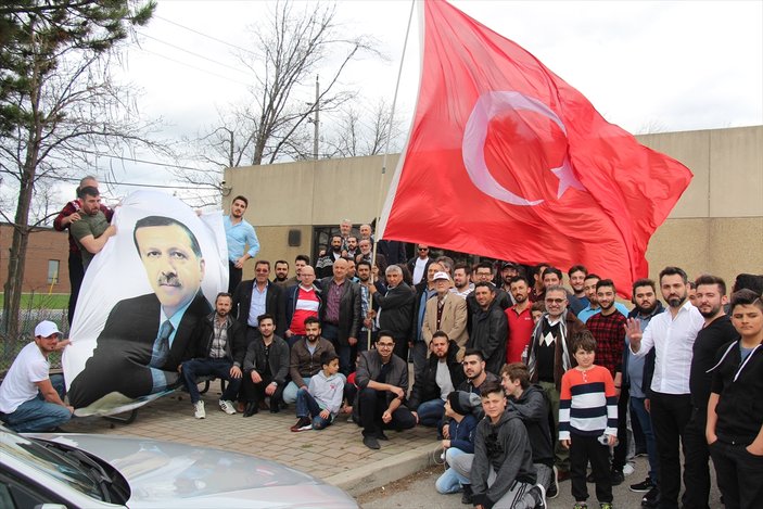 Kanada'da referandum kutlaması