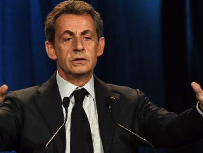 Sarkozy oyunu Fillon'a verecek