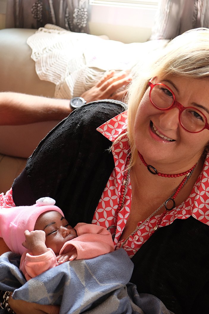 THY uçağında doğan bebeğe Türkiye'den yardım eli