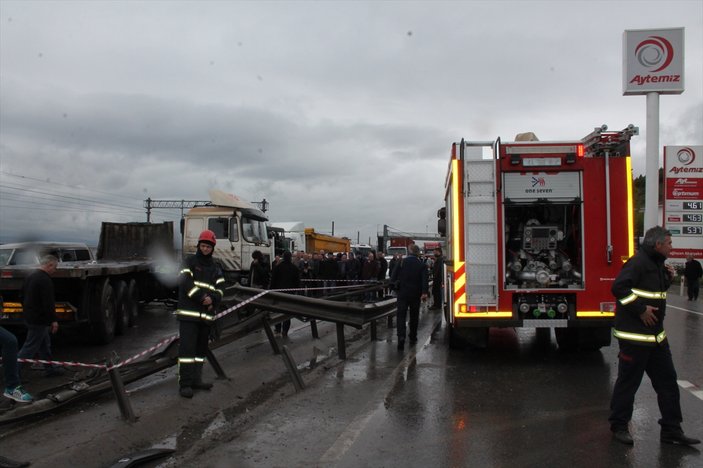 Kocaeli'de trafik kazası: 7 yaralı