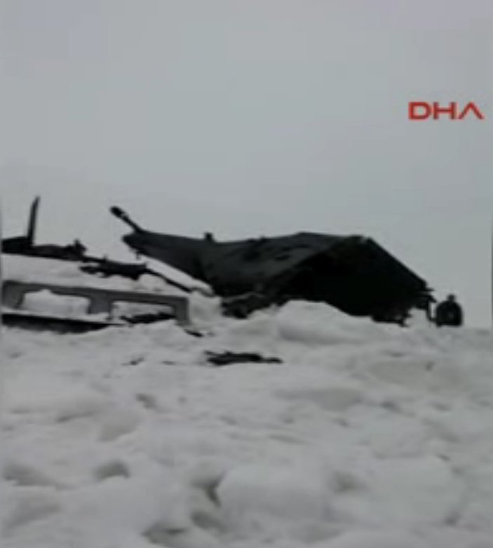 Tunceli'deki helikopter kazasından ilk görüntüler