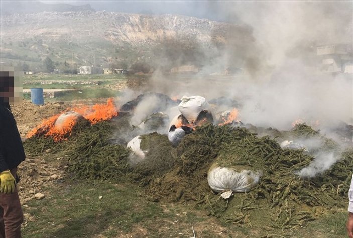 Diyarbakır'da 30 ton uyuşturucu madde yakıldı