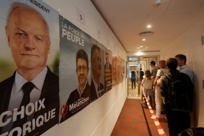 Fransa Cumhurbaşkanlığı seçimlerinin ilk turunda