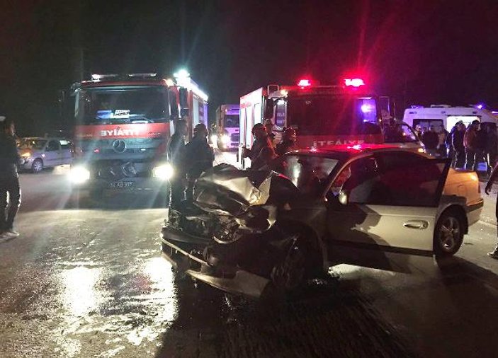 Sakarya'da kaza: 8 yaralı