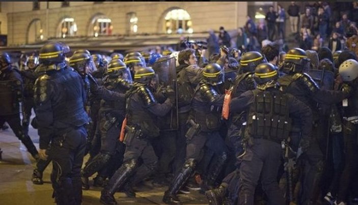 Fransa'da seçim sonuçları protesto edildi