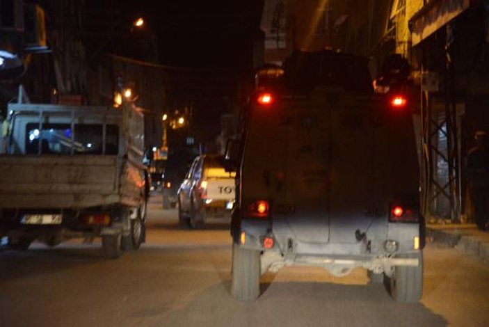 Adana'da 1000 polisle gece baskını