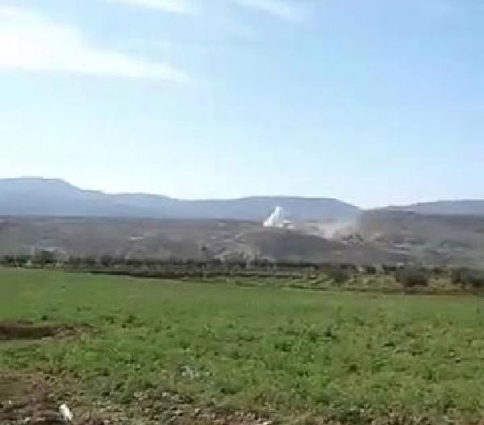 Kilis'te YPG'liler askeri araca havan topu attı