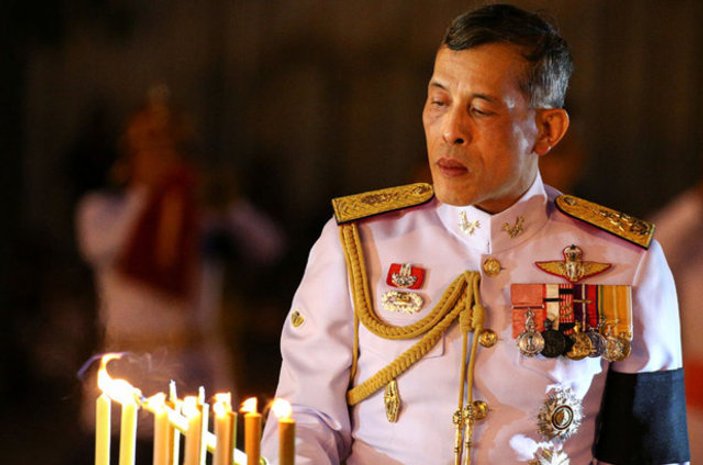 Tayland Kralı Maha'nın şaşırtan tarzı