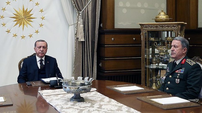 Beştepe'de Erdoğan-Akar görüşmesi