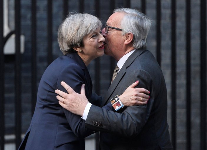 Juncker'den İngiltere'ye Brexit ziyareti