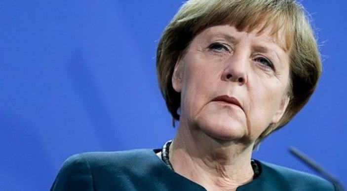 Merkel, AKPM'nin Türkiye kararını destekledi