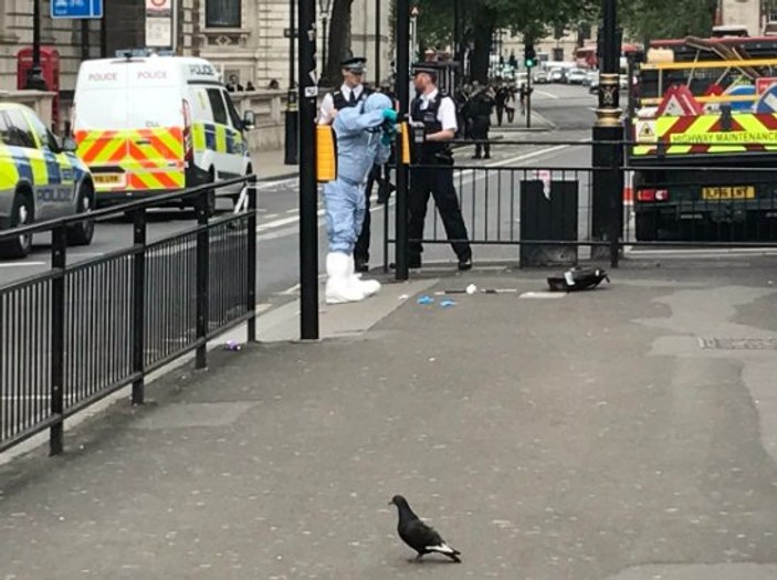 Londra'da saldırı alarmı