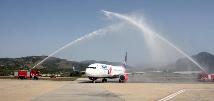 Rusya'dan ikinci charter, 189 yolcusuyla Antalya'ya geldi