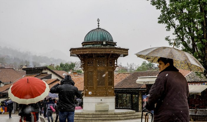 Saraybosna'da kar yağışı