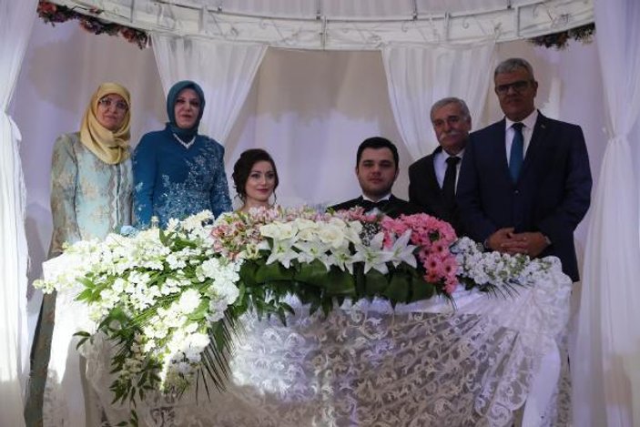 Başbakan Yardımcısı Veysi Kaynak'ın oğlu evlendi