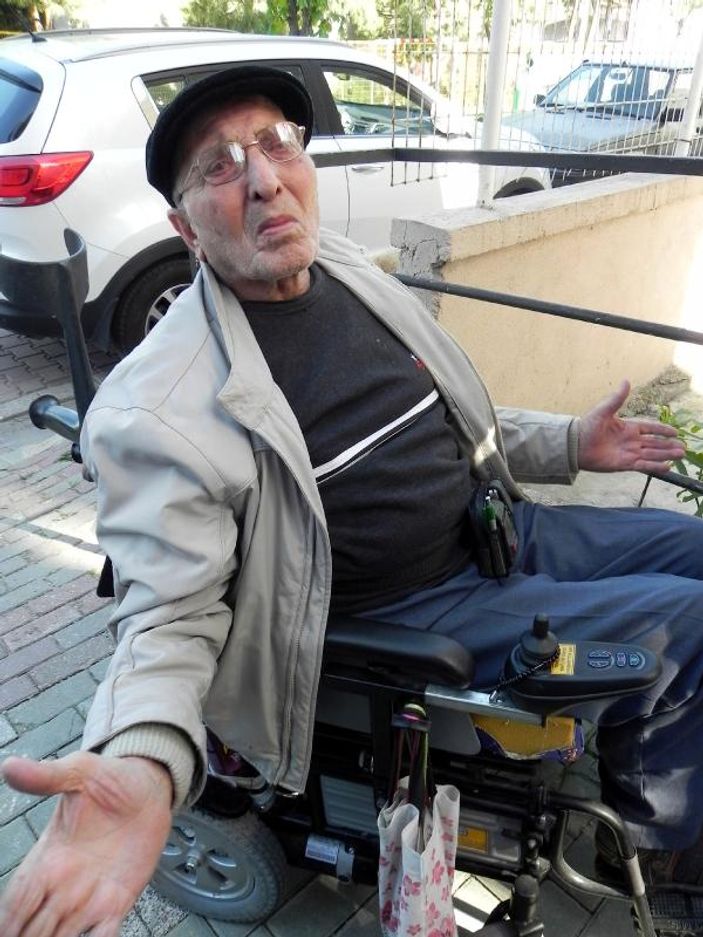 Selahattin amcanın engelli asansörü sevinci