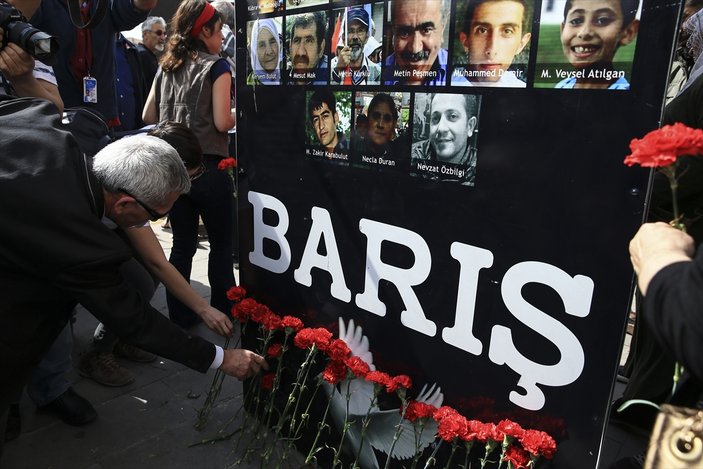 Ankara Garı önünde hayatını kaydenler anıldı