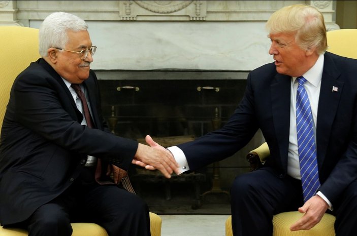 Donald Trump, Mahmud Abbas ile görüştü
