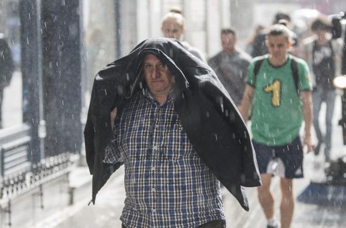 İstanbul'da aralıklı sağanak yağmur