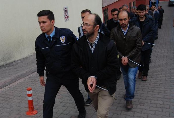 Kayseri'de FETÖ'nün 26 mahrem imamı tutuklandı