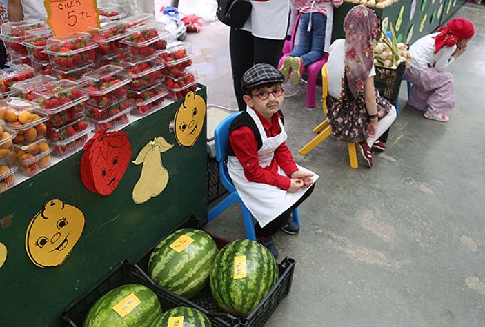 Samsun'da minik pazarcılar tezgah açtı