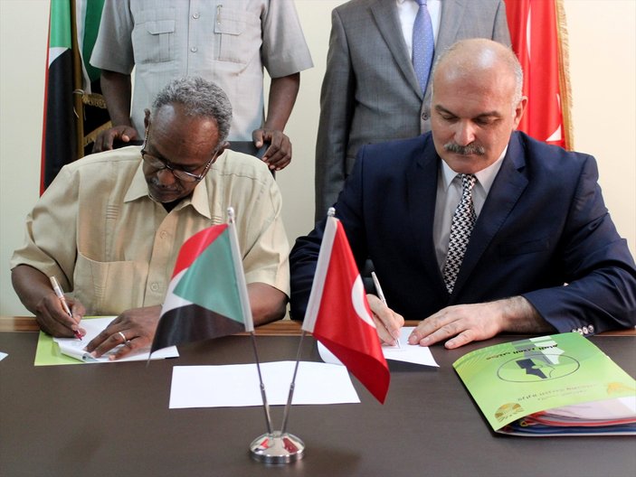 Sudan'daki FETÖ okulları devredildi