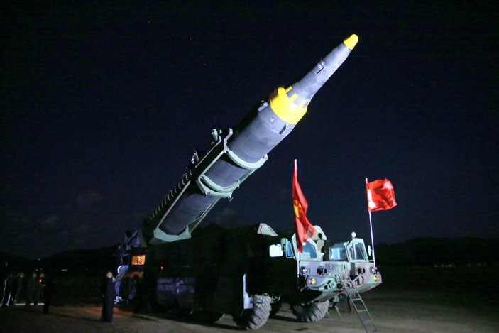 Kuzey Kore füze denemelerini sürdürüyor