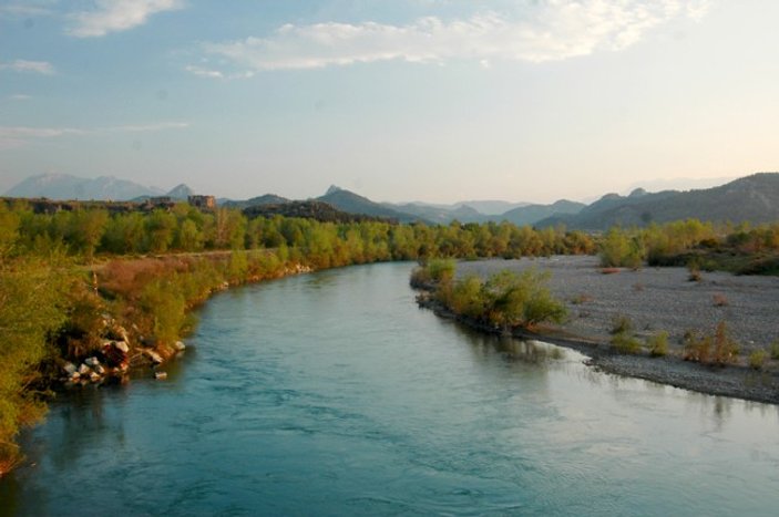 Türkiye'deki nehirlerin döküldüğü yerler